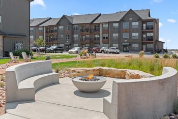 Outdoor firepit